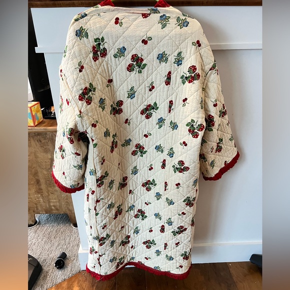 Vintage upcycled reversible quilt coat - Picture 7 of 11